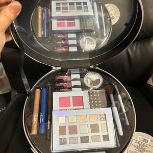 Makeup Palette Set - Multi-Color